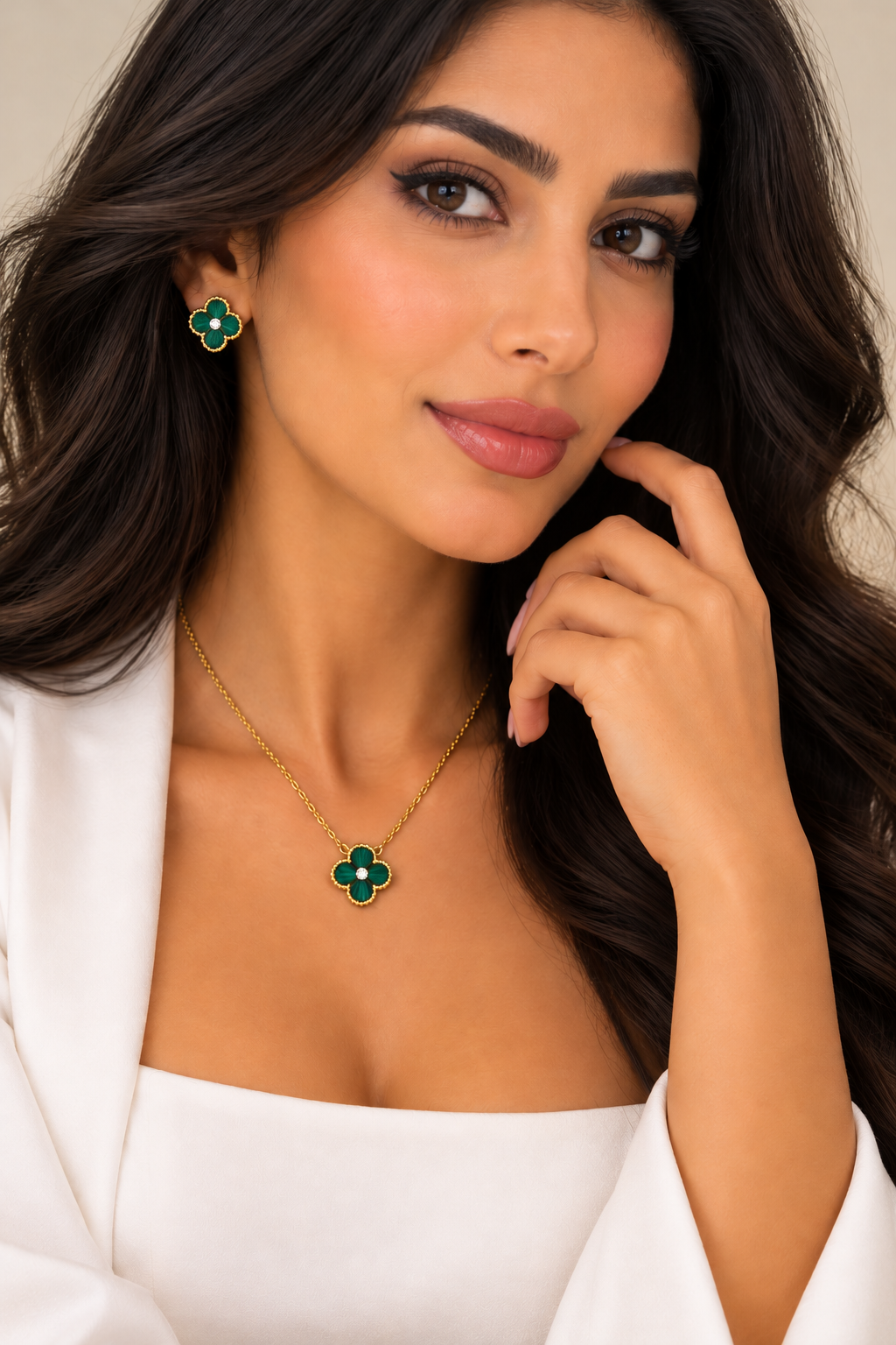 Emerald Clover Jewelry Set