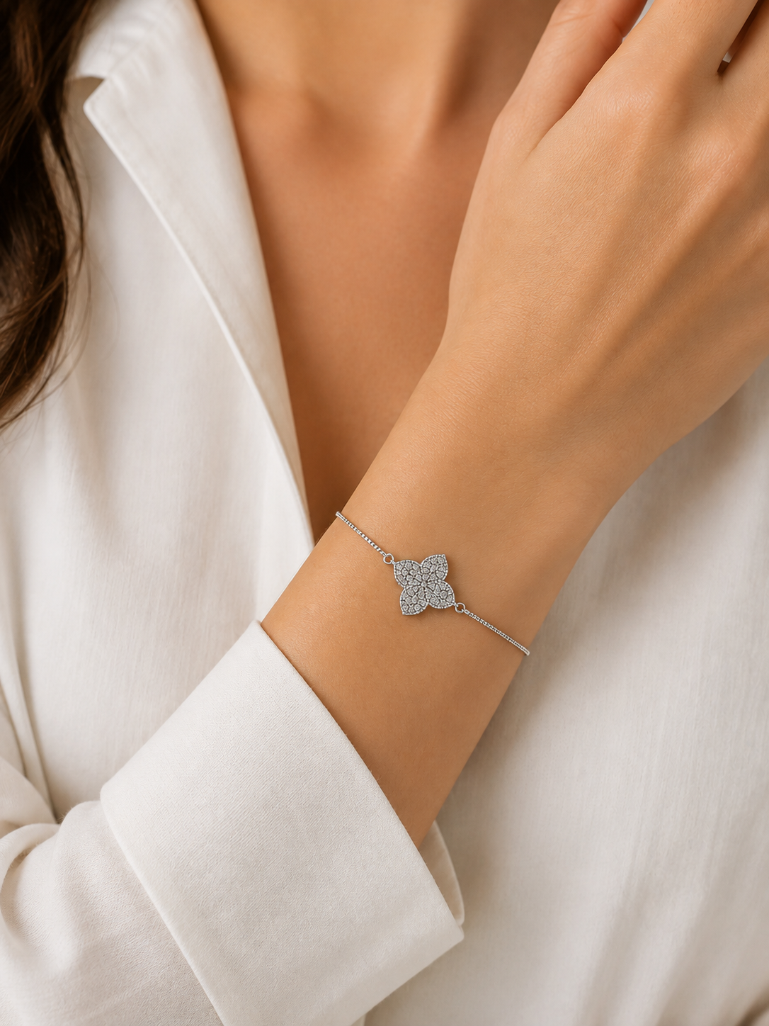 Silver Clover Sparkle Bracelet