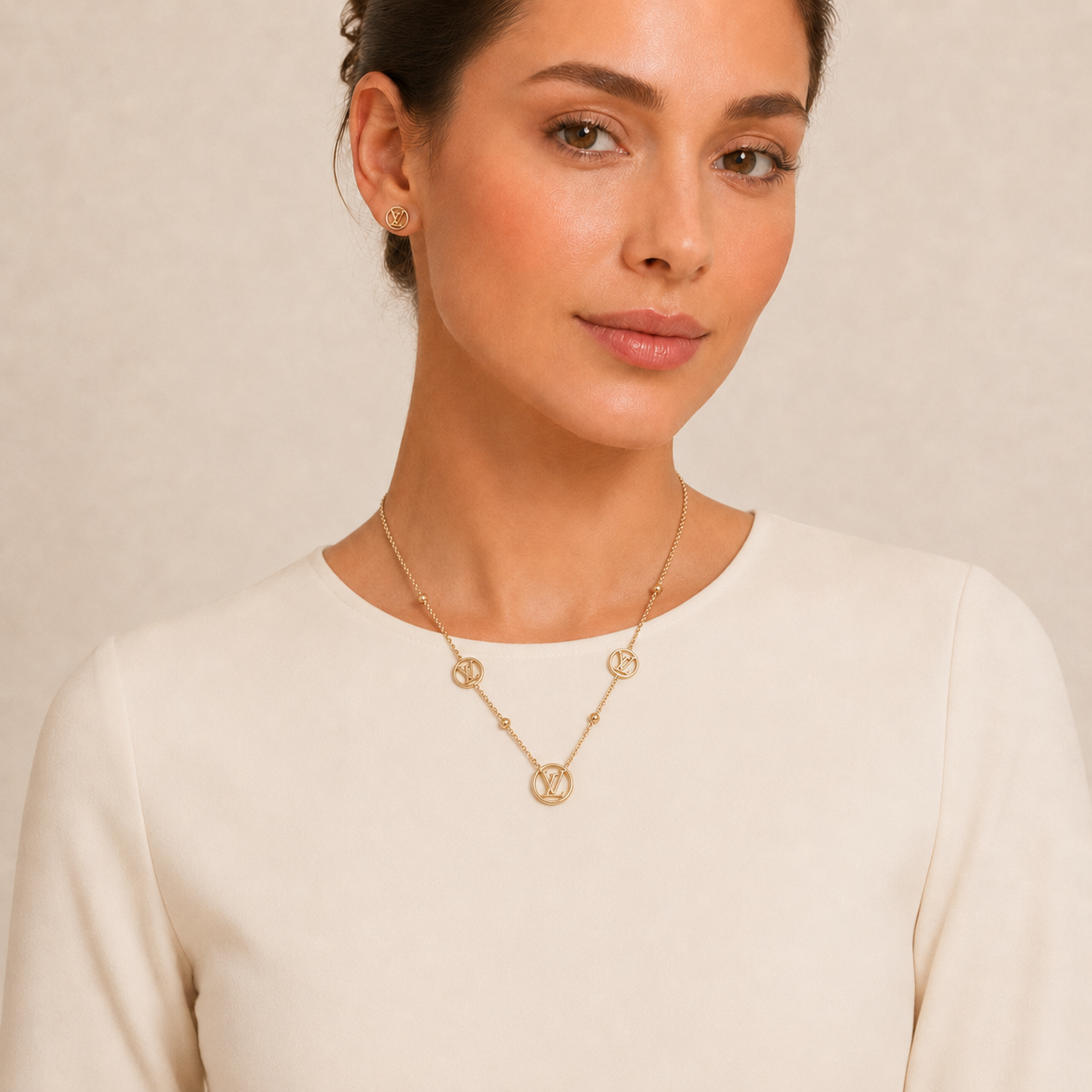 Elegant Gold-Tone Necklace & Earrings Set
