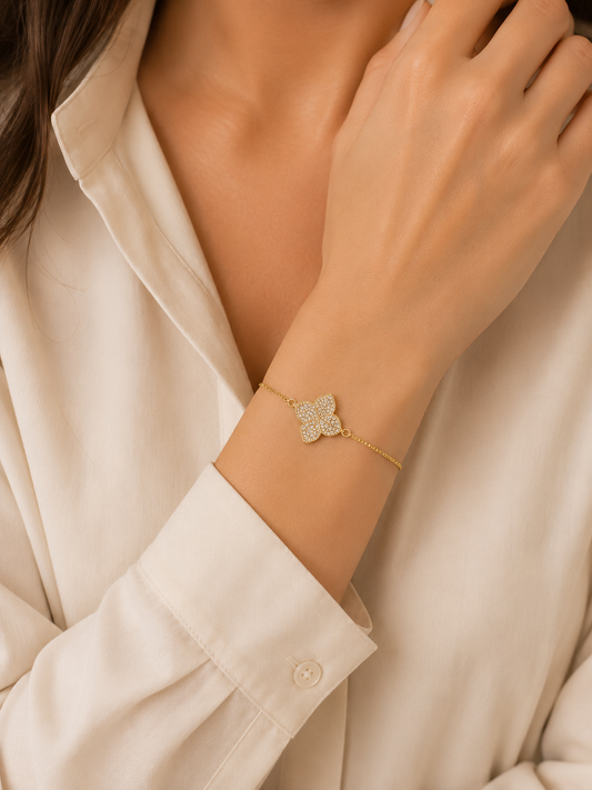 Gold Clover Sparkle Bracelet