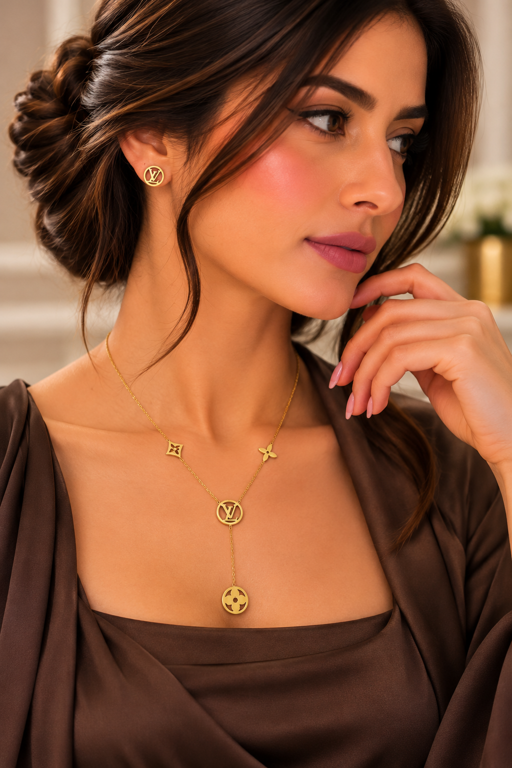 Elegant Gold LV Y-Shaped Necklace & Earrings Set